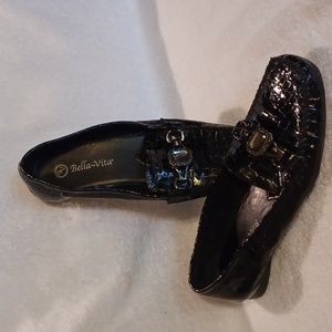Bella-Vita black leather flats size 8.5 N